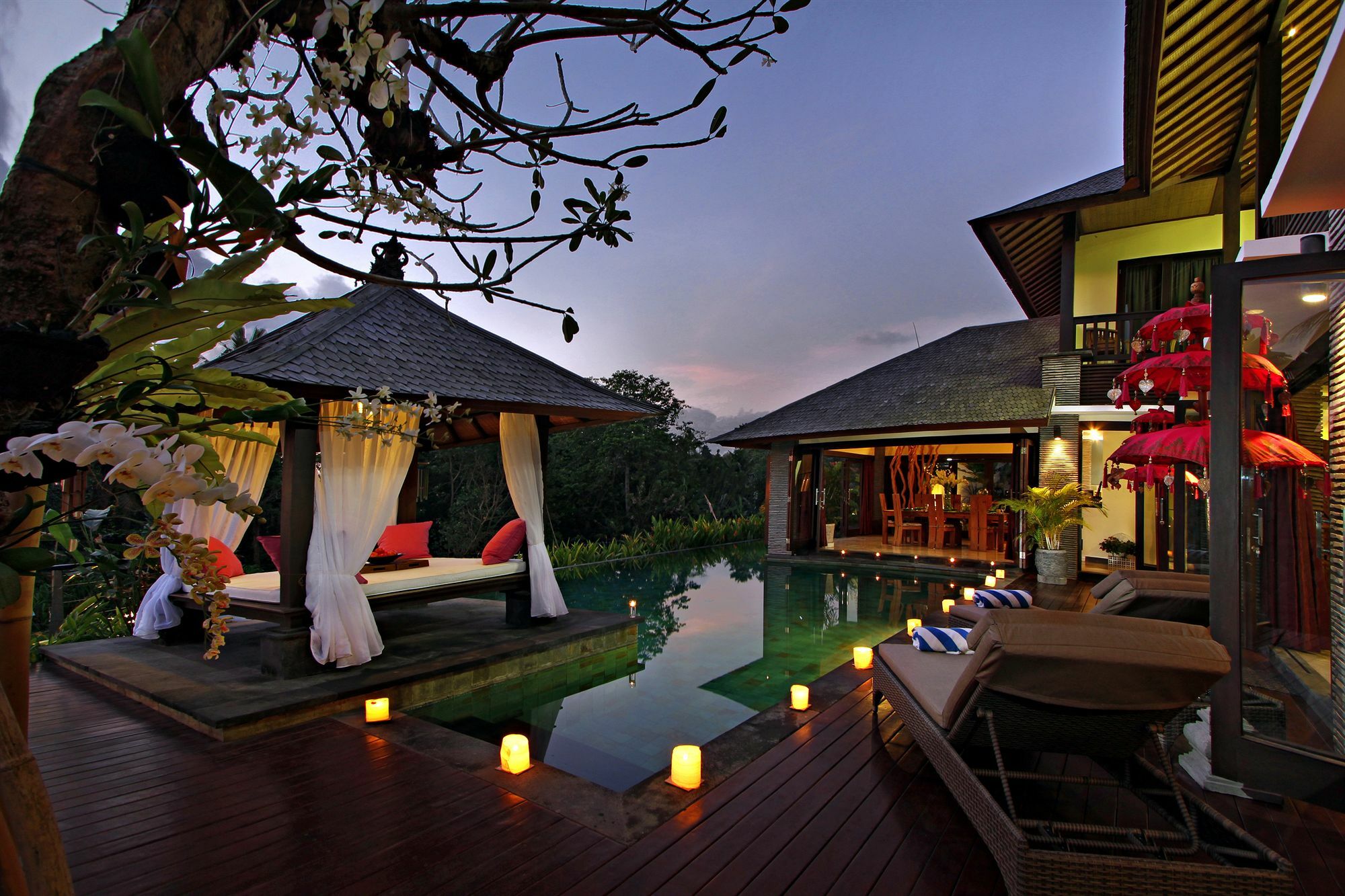 The Bale Tokek Villa Kuta  Exterior photo